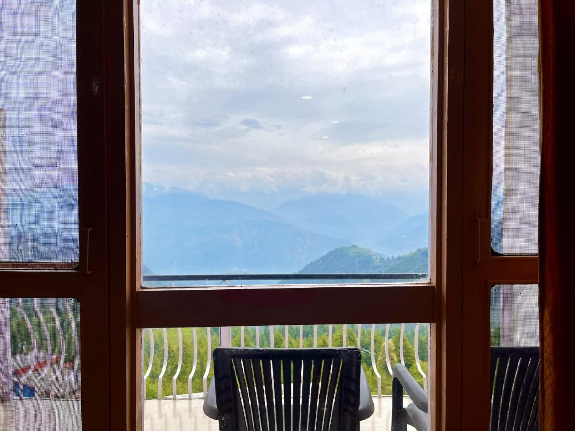 Sparkle Star Resort Khajjiar Exterior foto